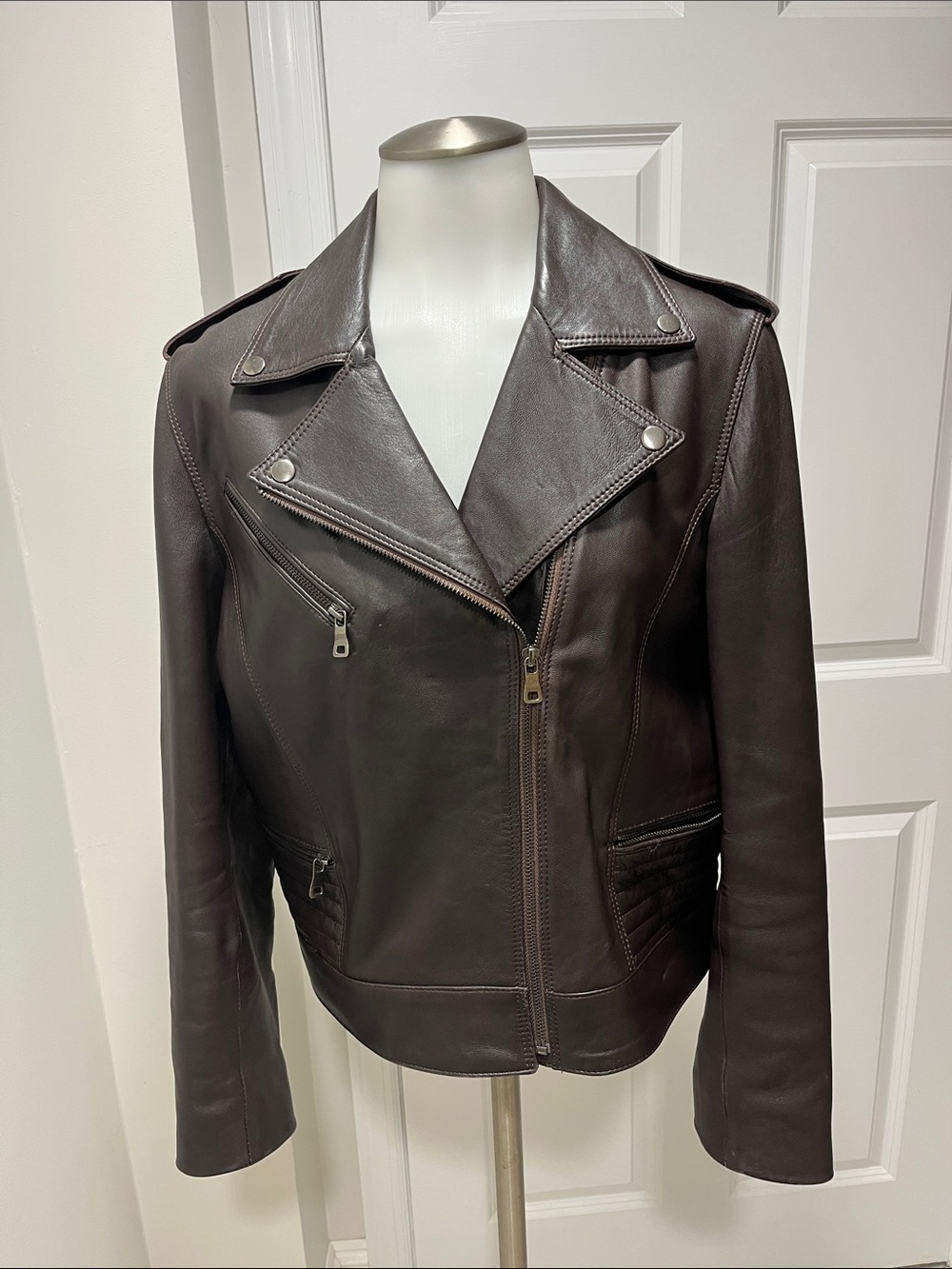 Moto style jacket in chocolate brown. Faux leather. Sz M. Pls read all details.